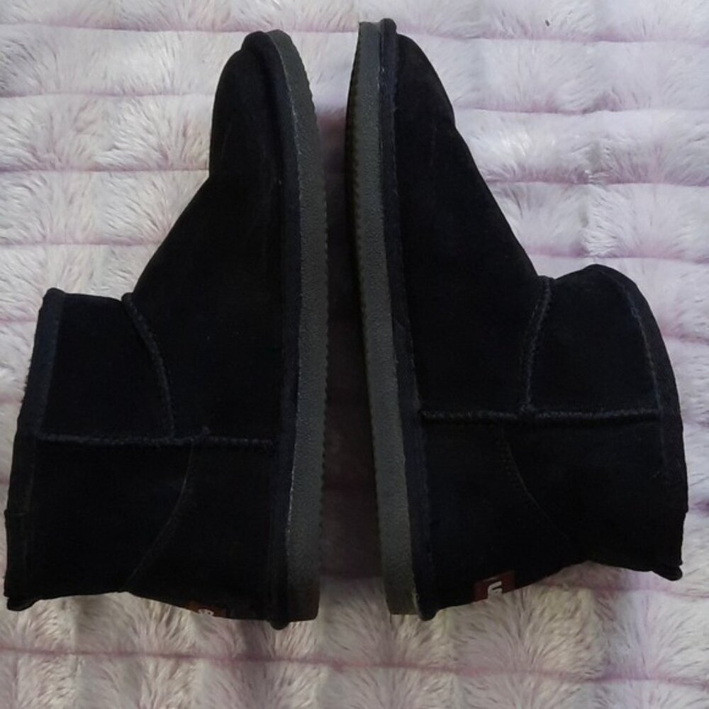 Lamo Black Suede Upper Faux Fur Lined Ankle Boots Size 7 - Picture 6 of 10